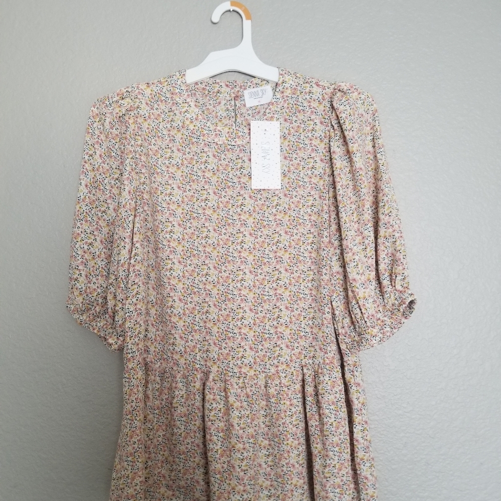 Womens Floral Ruffle Shirt Size Medium